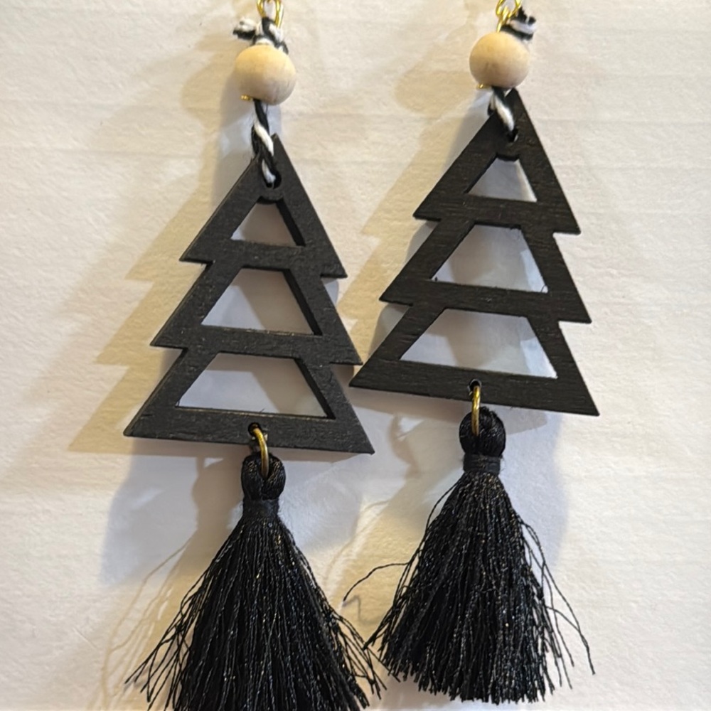 Chic Black Tree Tassel Earrings